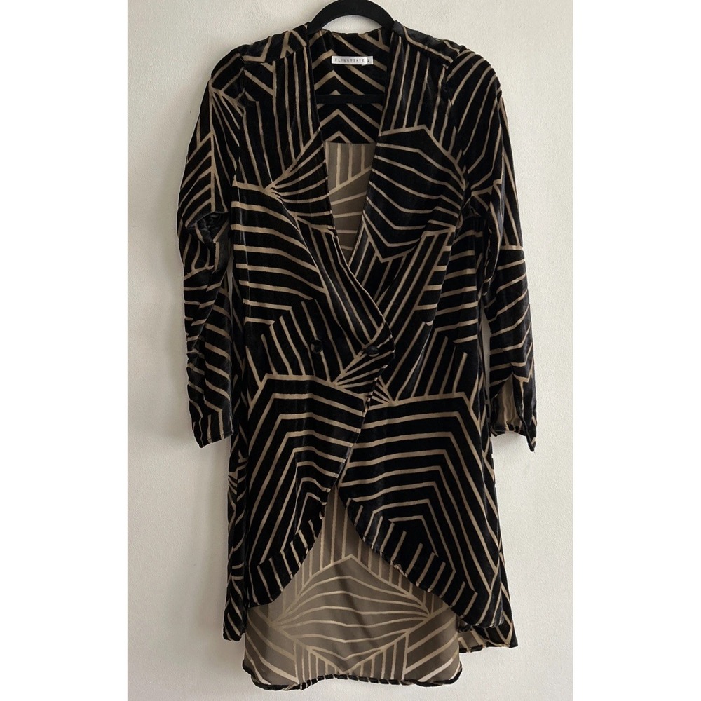 Flynn Skye‎ Velvet Brocade Sheer Shawl Black Gold Women's Size Medium